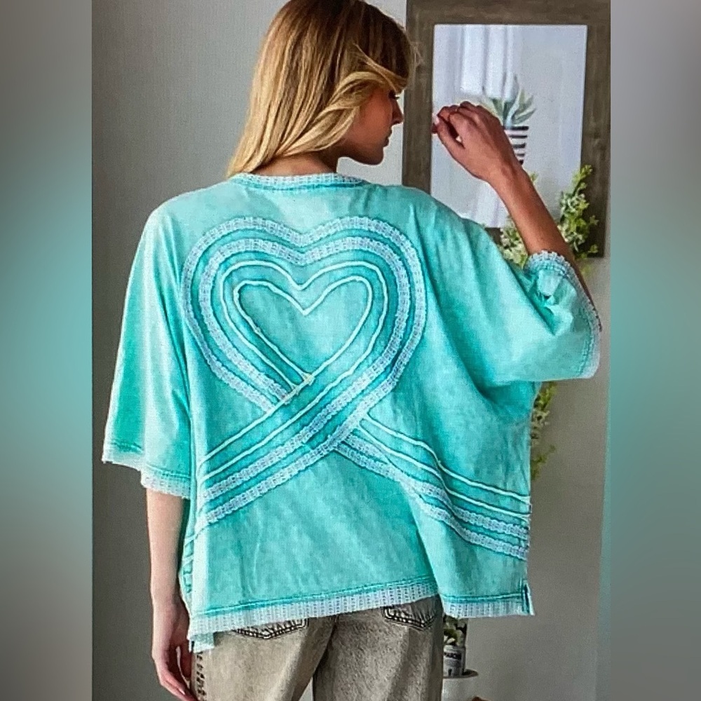 Oli & Hali Turquoise V-Neck Connective Hearts Top - Picture 5 of 7